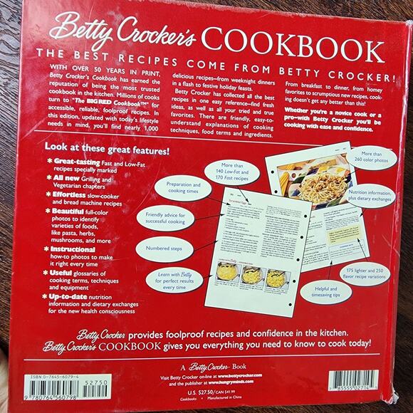 Betty Crocker's Cookbook 5 Ring Binder (9th Edition) 2000, 2001 Big Red Cookbook - Picture 8 of 8